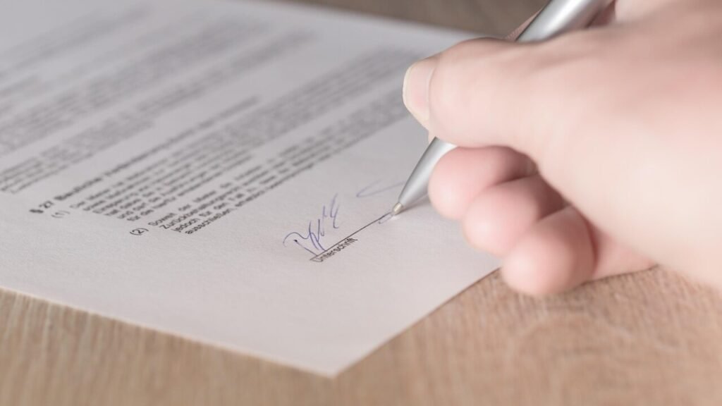 Tarifvertrag EVG als PDF herunterladen – Entgelttabellen und Arbeitsbedingungen