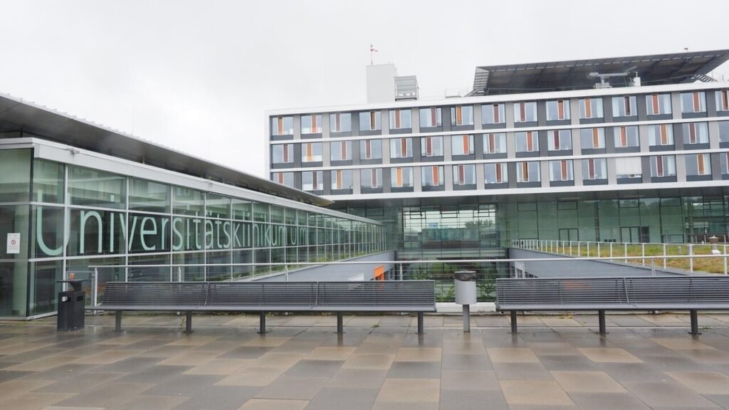 Tarifvertrag Uniklinik Freiburg als PDF herunterladen – Gehaltstabellen und Arbeitsbedingungen