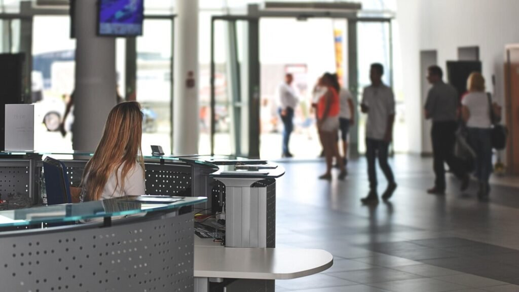 Tarifvertrag öffentlicher Dienst Pflege als PDF herunterladen – Entgelttabellen und Arbeitsbedingungen