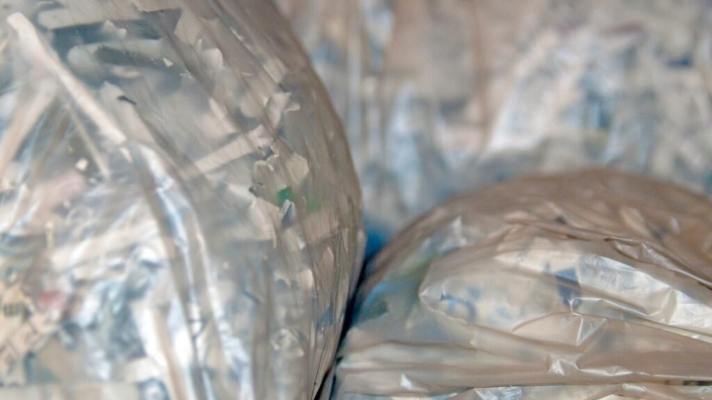 Tarifvertrag Entsorgung und Recycling als PDF herunterladen – Gehaltstabellen und Arbeitsbedingungen